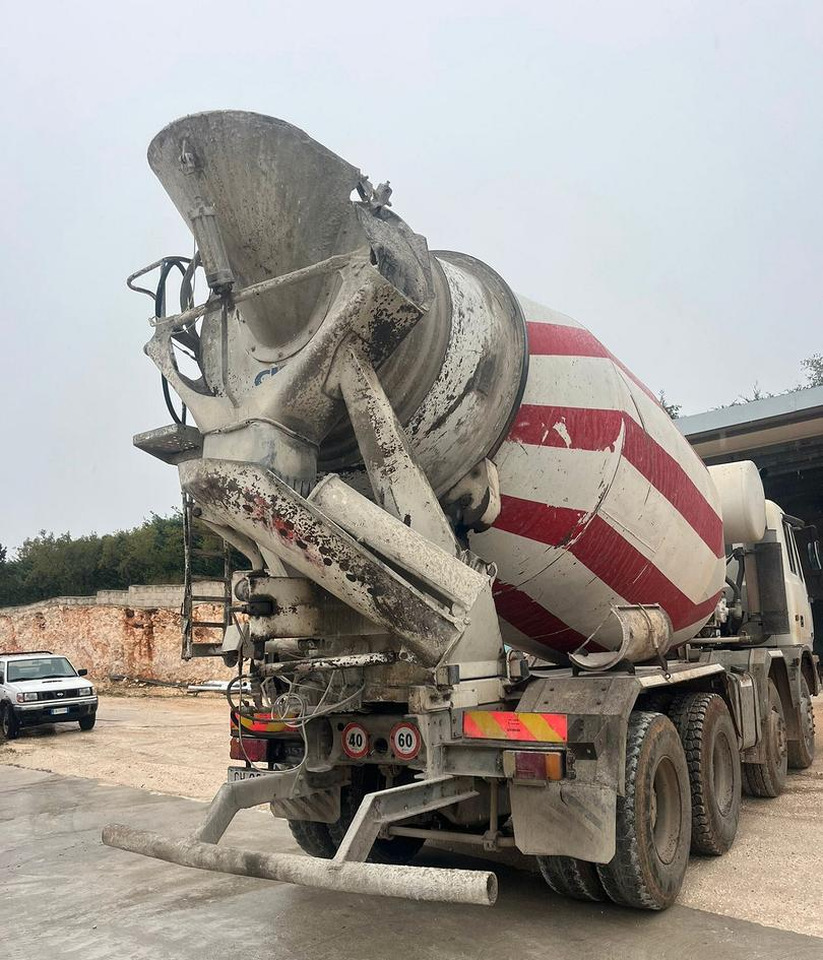 Autobetoniera Astra HD7 84 42 - Xe trộn bê tông: hình 3 Autobetoniera Astra HD7 84 42 - Xe trộn bê tông: hình 3