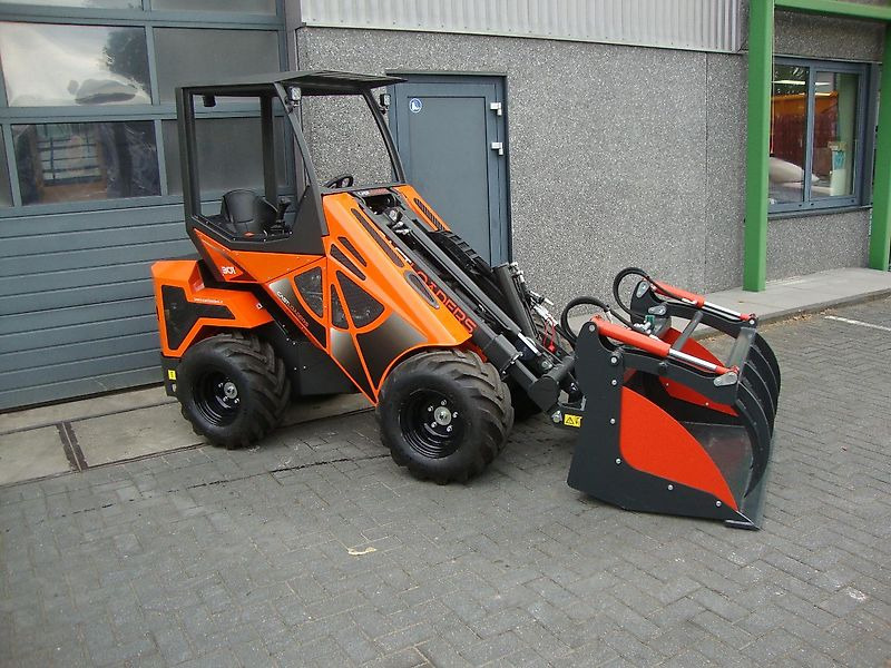 Cast 30T - Máy xúc lật bánh lốp: hình 2 Cast 30T - Máy xúc lật bánh lốp: hình 2