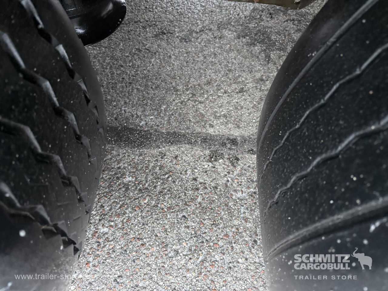 KRONE Curtainsider Standard - Sơ mi rơ moóc mui bạt: hình 4 KRONE Curtainsider Standard - Sơ mi rơ moóc mui bạt: hình 4