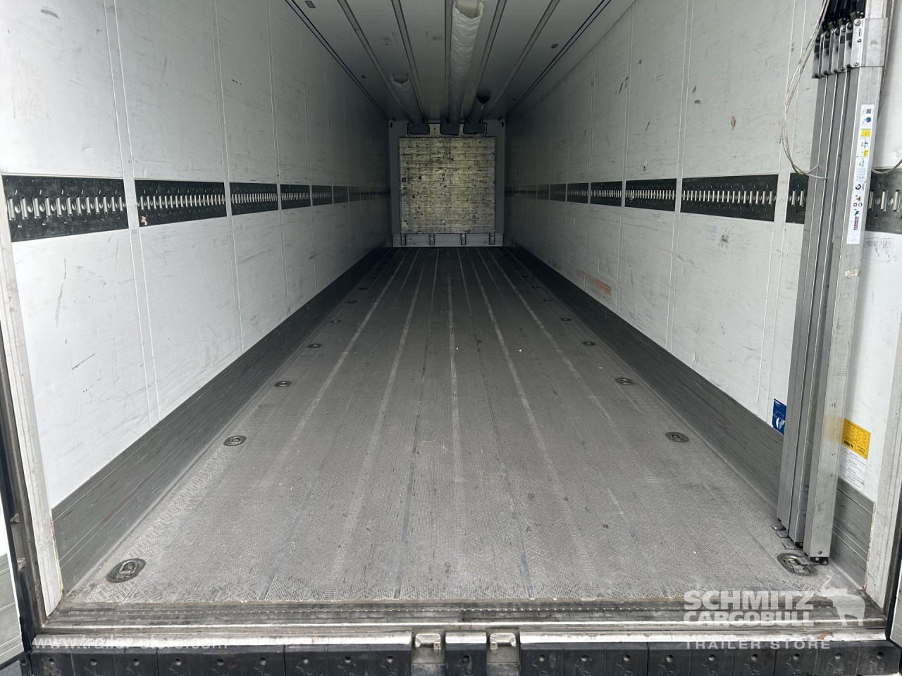 SCHMITZ Reefer Standard - Sơ mi rơ moóc đẳng nhiệt: hình 2 SCHMITZ Reefer Standard - Sơ mi rơ moóc đẳng nhiệt: hình 2