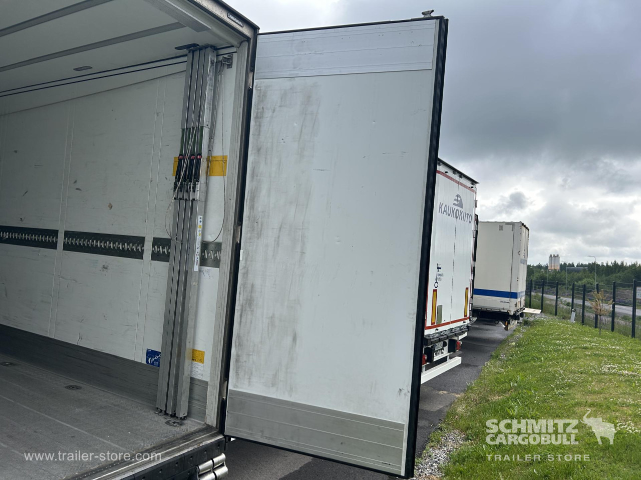 SCHMITZ Reefer Standard - Sơ mi rơ moóc đẳng nhiệt: hình 3 SCHMITZ Reefer Standard - Sơ mi rơ moóc đẳng nhiệt: hình 3