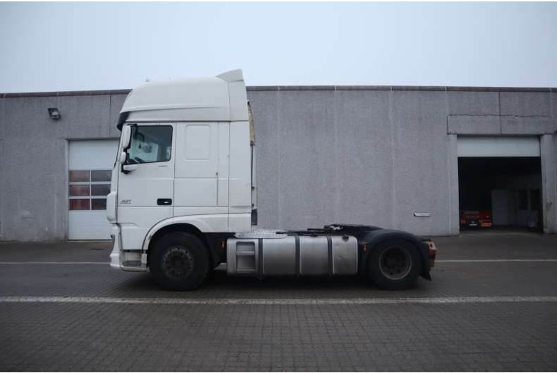 DAF XF 460 Tractor/Sattelzugmaschine/Trækker - Xe đầu kéo: hình 5 DAF XF 460 Tractor/Sattelzugmaschine/Trækker - Xe đầu kéo: hình 5