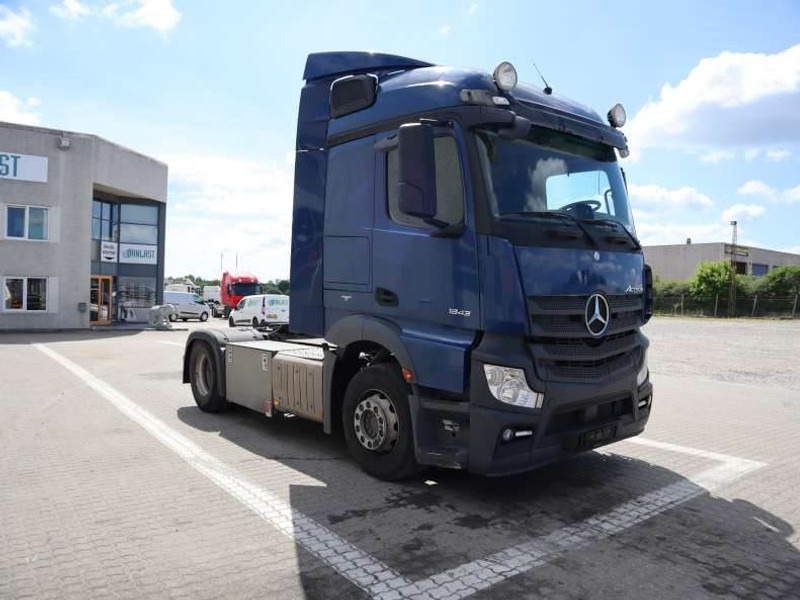 Mercedes-Benz Actros 1843 euro 6 - Xe đầu kéo: hình 2 Mercedes-Benz Actros 1843 euro 6 - Xe đầu kéo: hình 2