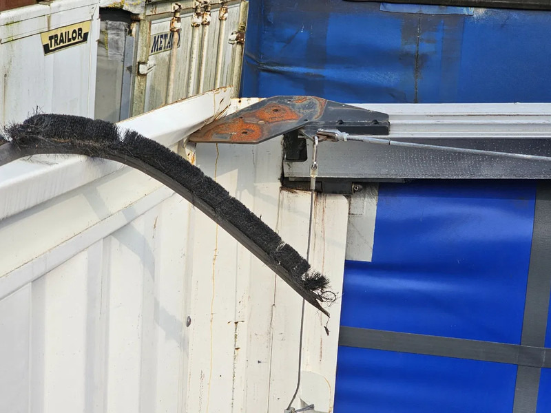 Sơ mi rơ moóc mui bạt Krone SD - Roof demage: hình 11