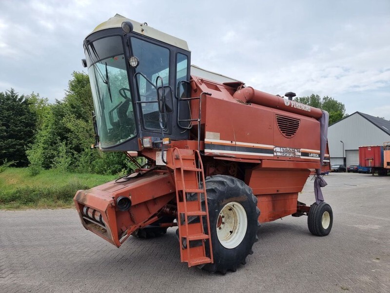 Laverda 3500 - Máy gặt đập: hình 1 Laverda 3500 - Máy gặt đập: hình 1