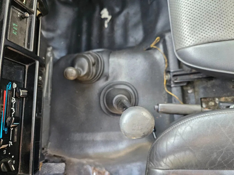 Xe bán tải Toyota Land Cruiser LB71MOD: hình 11 Xe bán tải Toyota Land Cruiser LB71MOD: hình 11