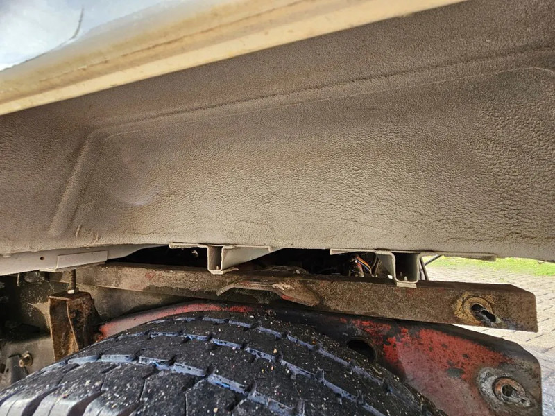 Xe bán tải Toyota Land Cruiser LB71MOD: hình 17 Xe bán tải Toyota Land Cruiser LB71MOD: hình 17