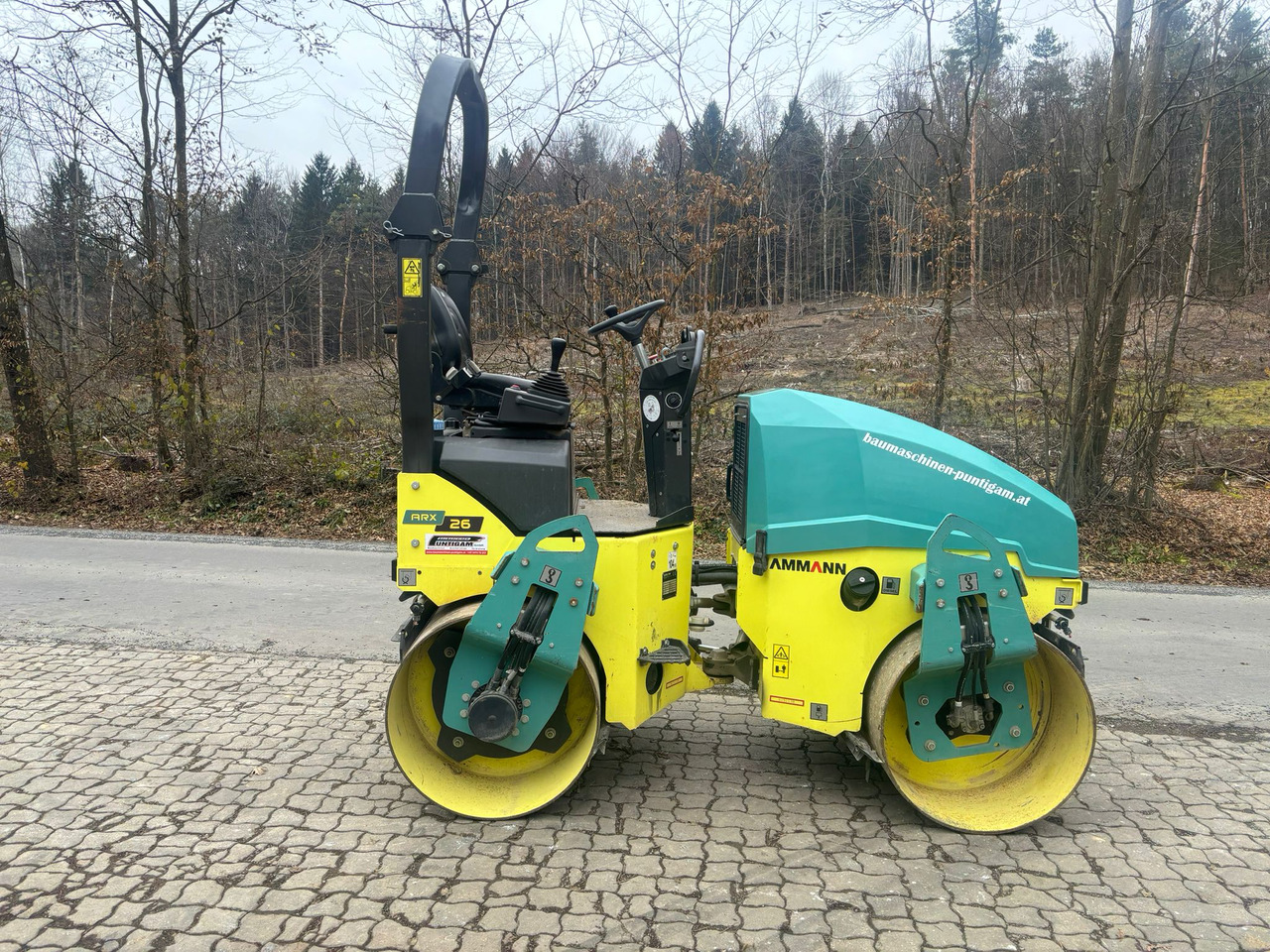 AMMANN ARX 26 - Máy lăn đường: hình 2 AMMANN ARX 26 - Máy lăn đường: hình 2