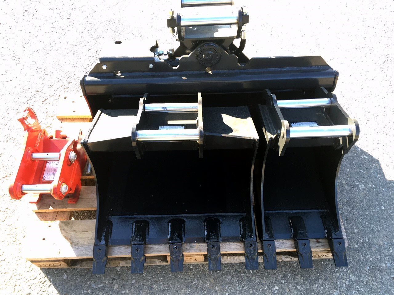 Geel-Martin Package of buckets - Gầu cho Máy xúc mini: hình 1 Geel-Martin Package of buckets - Gầu cho Máy xúc mini: hình 1