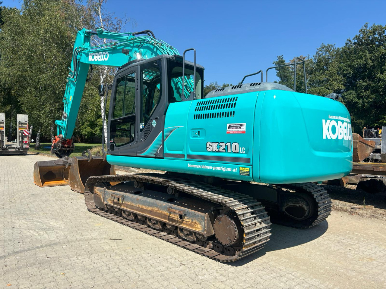 KOBELCO SK 210 NLC-9 - Máy xúc bánh xích: hình 5 KOBELCO SK 210 NLC-9 - Máy xúc bánh xích: hình 5