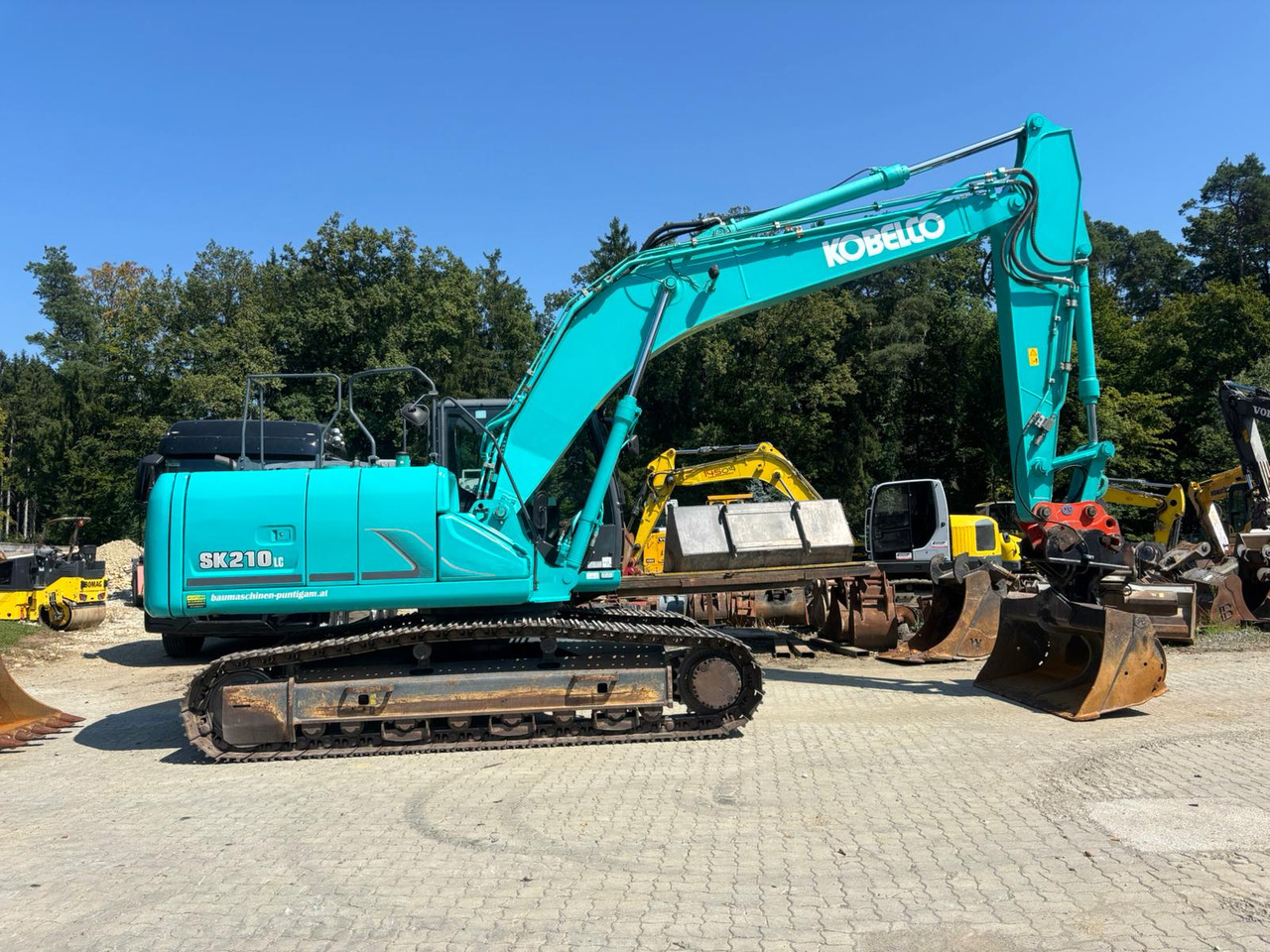 KOBELCO SK 210 NLC-9 - Máy xúc bánh xích: hình 2 KOBELCO SK 210 NLC-9 - Máy xúc bánh xích: hình 2