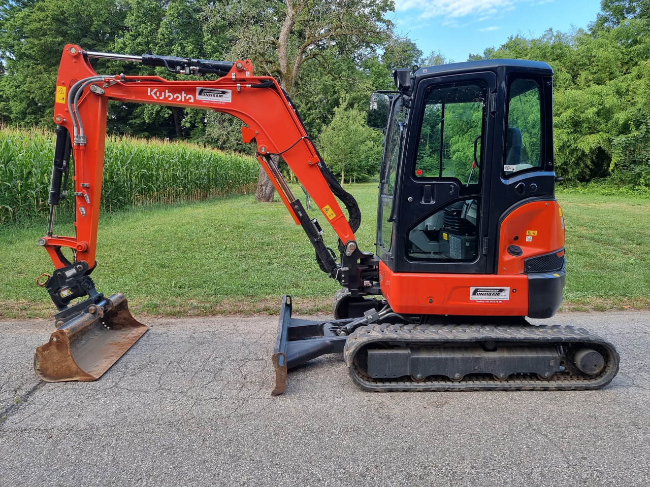 KUBOTA U 36-4 - Máy xúc mini: hình 1 KUBOTA U 36-4 - Máy xúc mini: hình 1