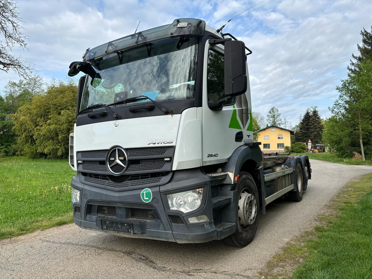 MERCEDES-BENZ Antos 2540 - Xe tải chở thùng nhỏ: hình 4 MERCEDES-BENZ Antos 2540 - Xe tải chở thùng nhỏ: hình 4