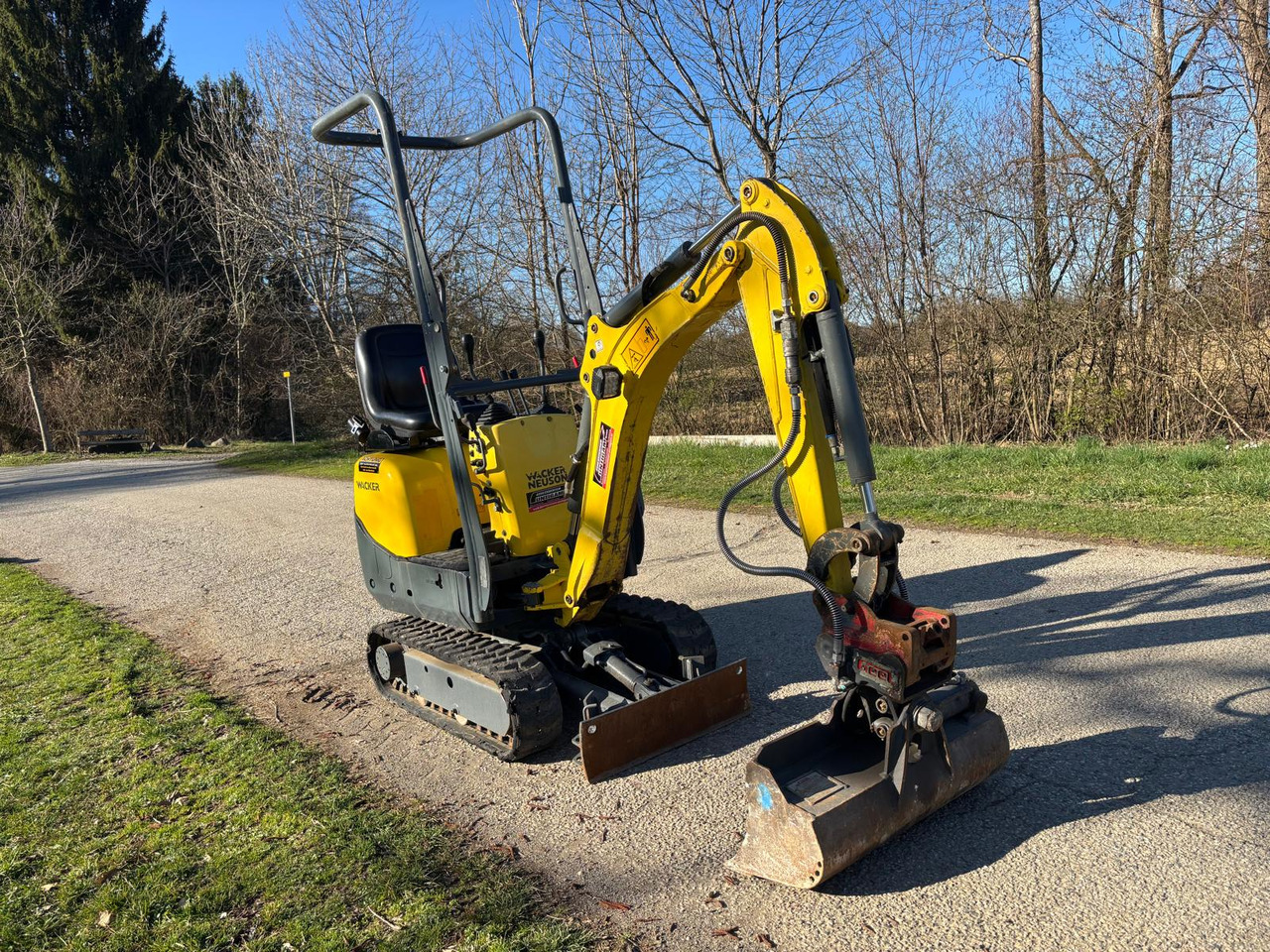 WACKER Neuson 803 - Máy xúc mini: hình 5 WACKER Neuson 803 - Máy xúc mini: hình 5