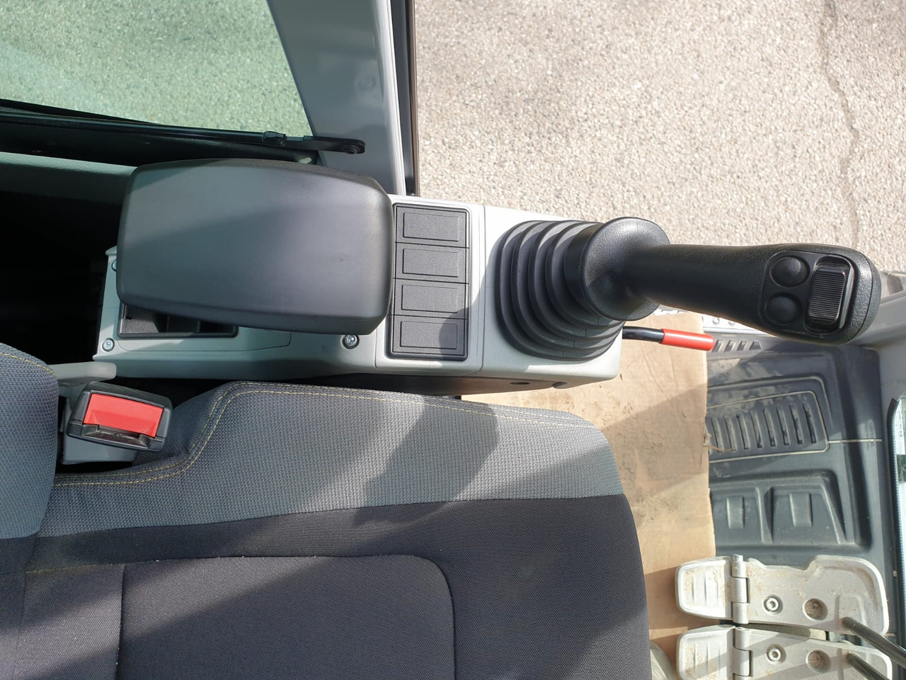 Máy xúc mini WACKER Neuson ET 90: hình 18