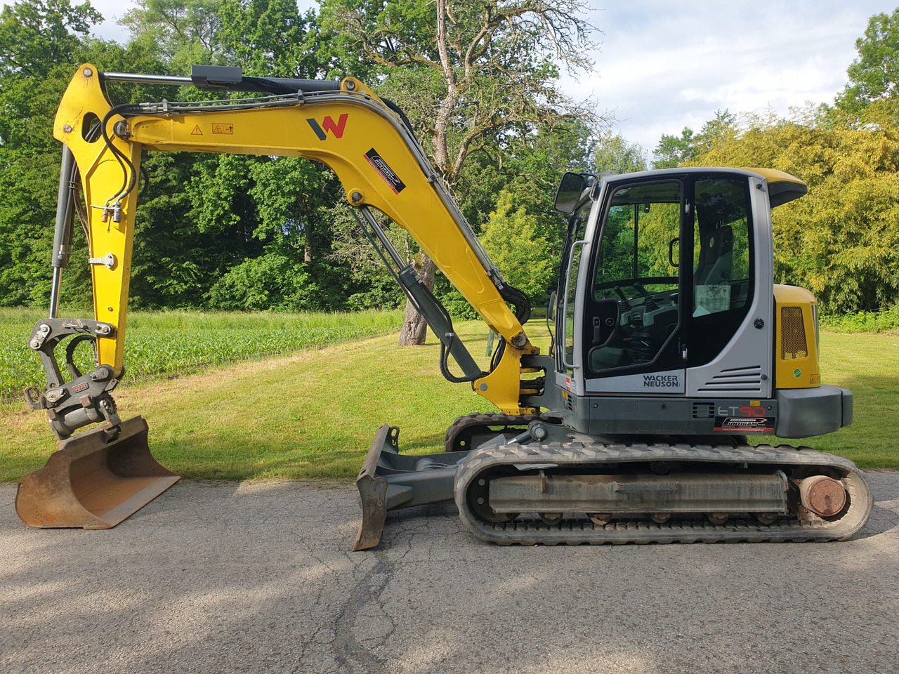 WACKER Neuson ET 90 - Máy xúc mini: hình 1 WACKER Neuson ET 90 - Máy xúc mini: hình 1