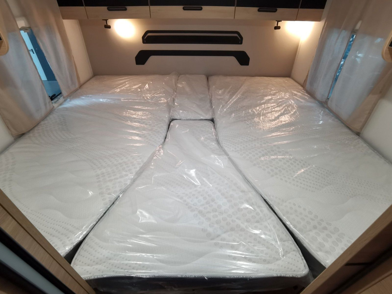 Cho thuê  Chausson 797 TITANIUM / - 2026 - / EINZELBETTEN & HUBBETT Chausson 797 TITANIUM / - 2026 - / EINZELBETTEN & HUBBETT: hình 22