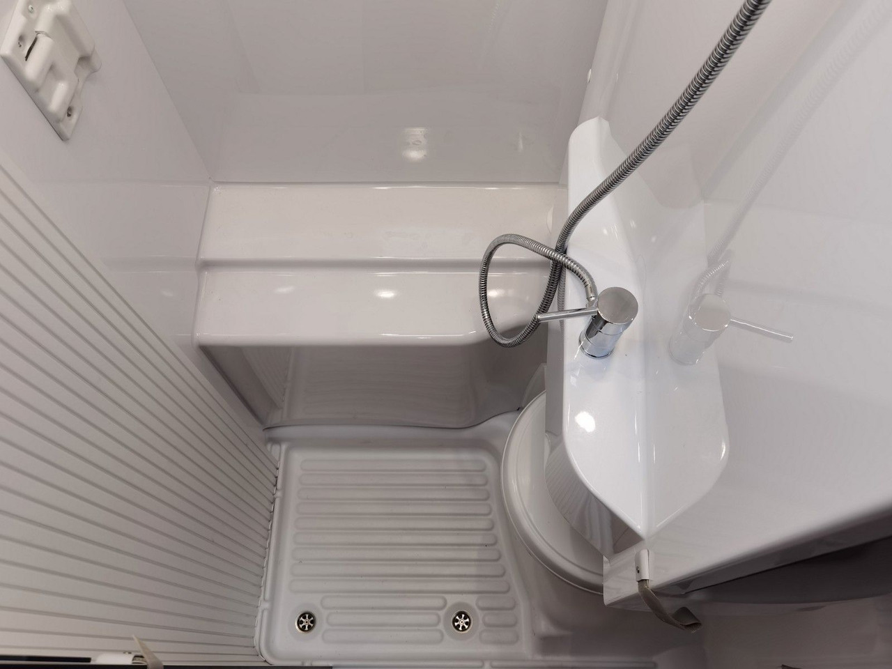 Xe cắm trại bán tích hợp Chausson S 697 SPORT LINE / -2026- / 165PS / EINZELBETTEN: hình 23