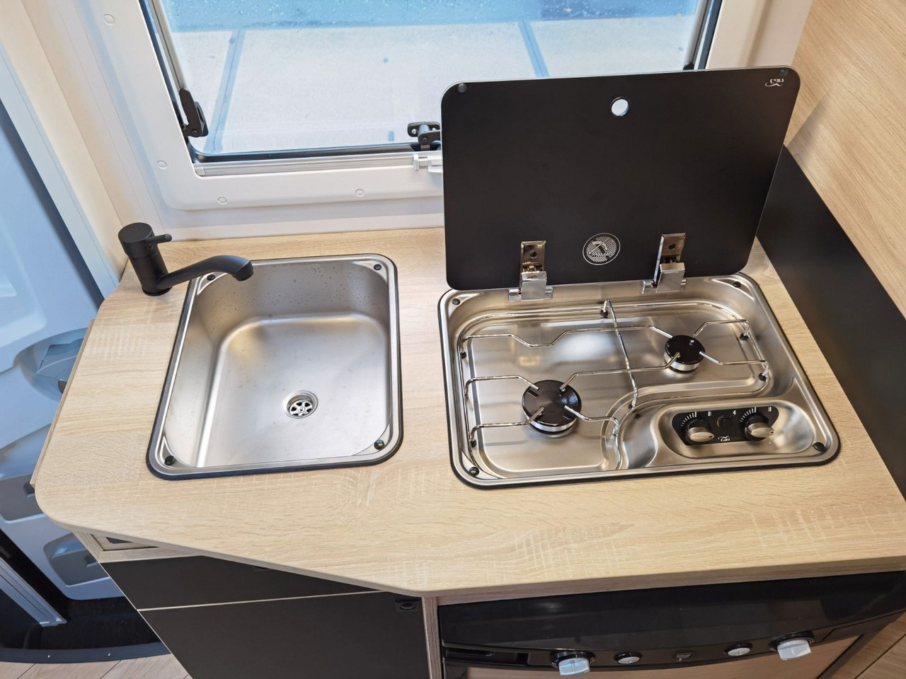 Xe cắm trại bán tích hợp Chausson S 697 SPORT LINE / -2026- / 165PS / EINZELBETTEN: hình 18