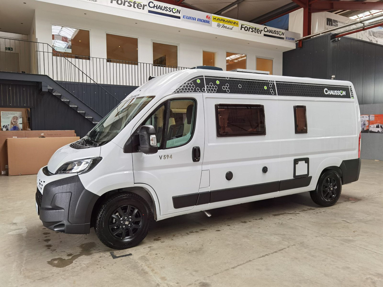 Chausson V594 FIRST LINE / -2025- /140PS/ ZUBEHÖR - PAKET - Xe van cắm trại: hình 5 Chausson V594 FIRST LINE / -2025- /140PS/ ZUBEHÖR - PAKET - Xe van cắm trại: hình 5