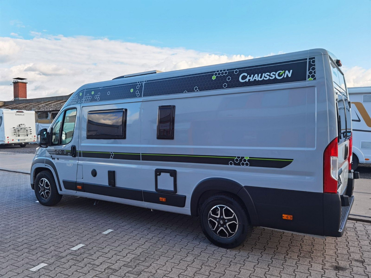 Chausson V697 SPORT LINE /-2025- / 140PS-8G /ARCTIC-PAKET - Xe van cắm trại: hình 5 Chausson V697 SPORT LINE /-2025- / 140PS-8G /ARCTIC-PAKET - Xe van cắm trại: hình 5