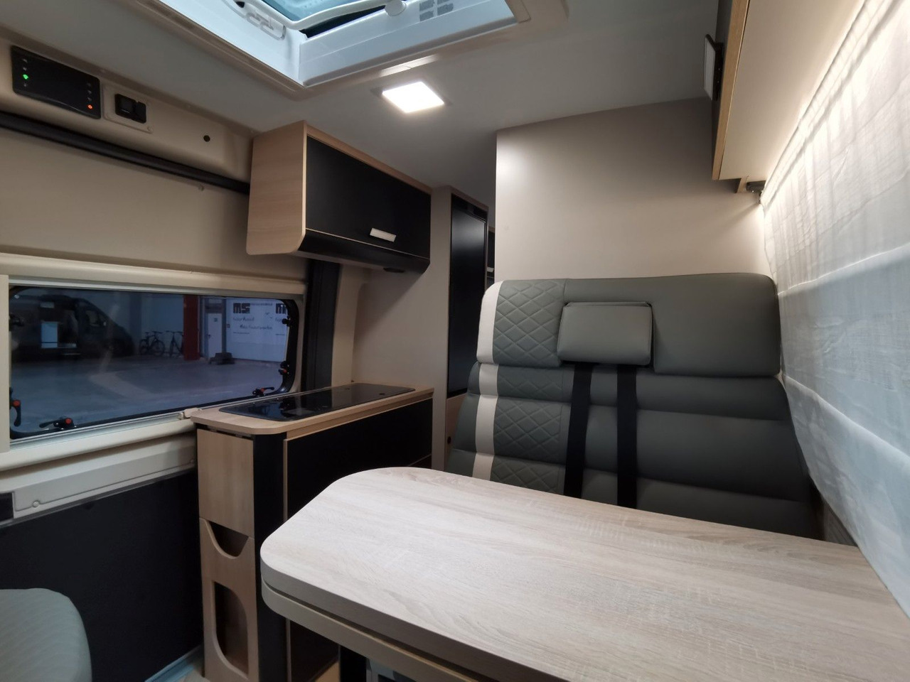 Xe van cắm trại Chausson V697 SPORT LINE / -2026- / 140-8G./ EINZELBETTEN: hình 15 Xe van cắm trại Chausson V697 SPORT LINE / -2026- / 140-8G./ EINZELBETTEN: hình 15