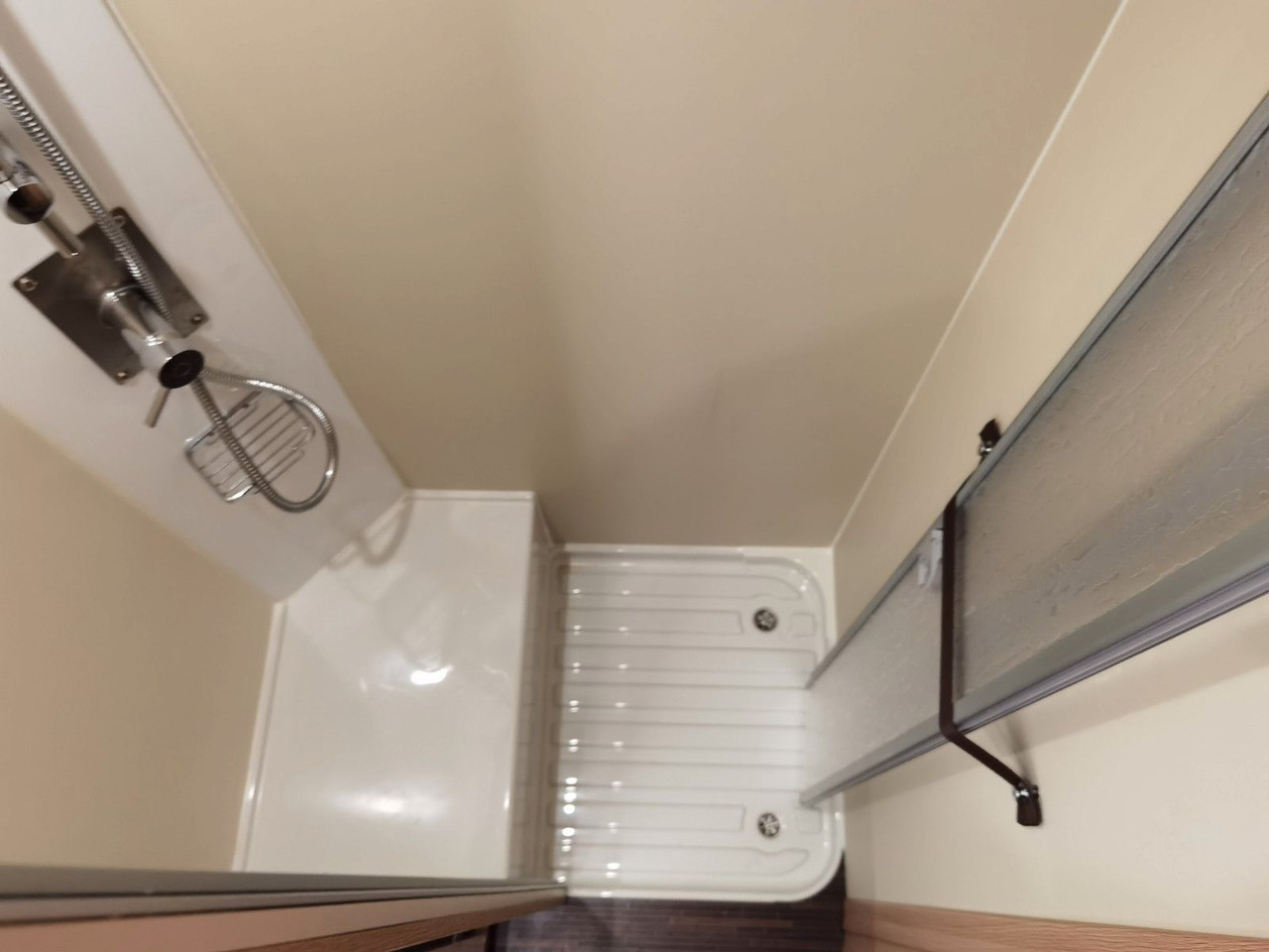 Xe cắm trại alkoven Forster A 699 HB /140PS / ZUBEHÖR - PAKET / 6x SITZP.: hình 23