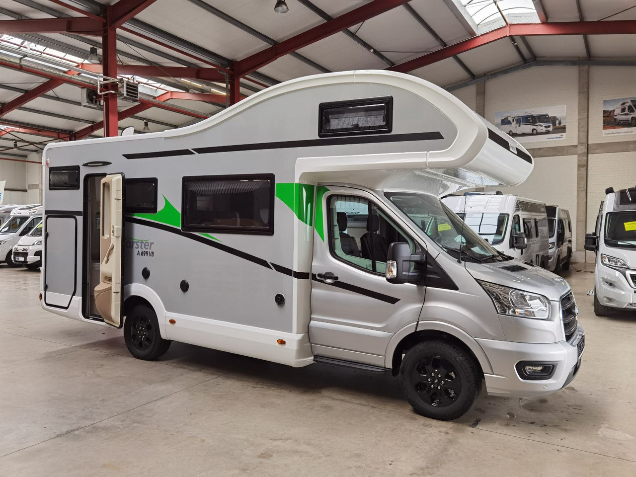 Forster A 699 VB / Modell 2026 / 165PS / ETAGENBETTEN - Xe cắm trại alkoven: hình 5 Forster A 699 VB / Modell 2026 / 165PS / ETAGENBETTEN - Xe cắm trại alkoven: hình 5