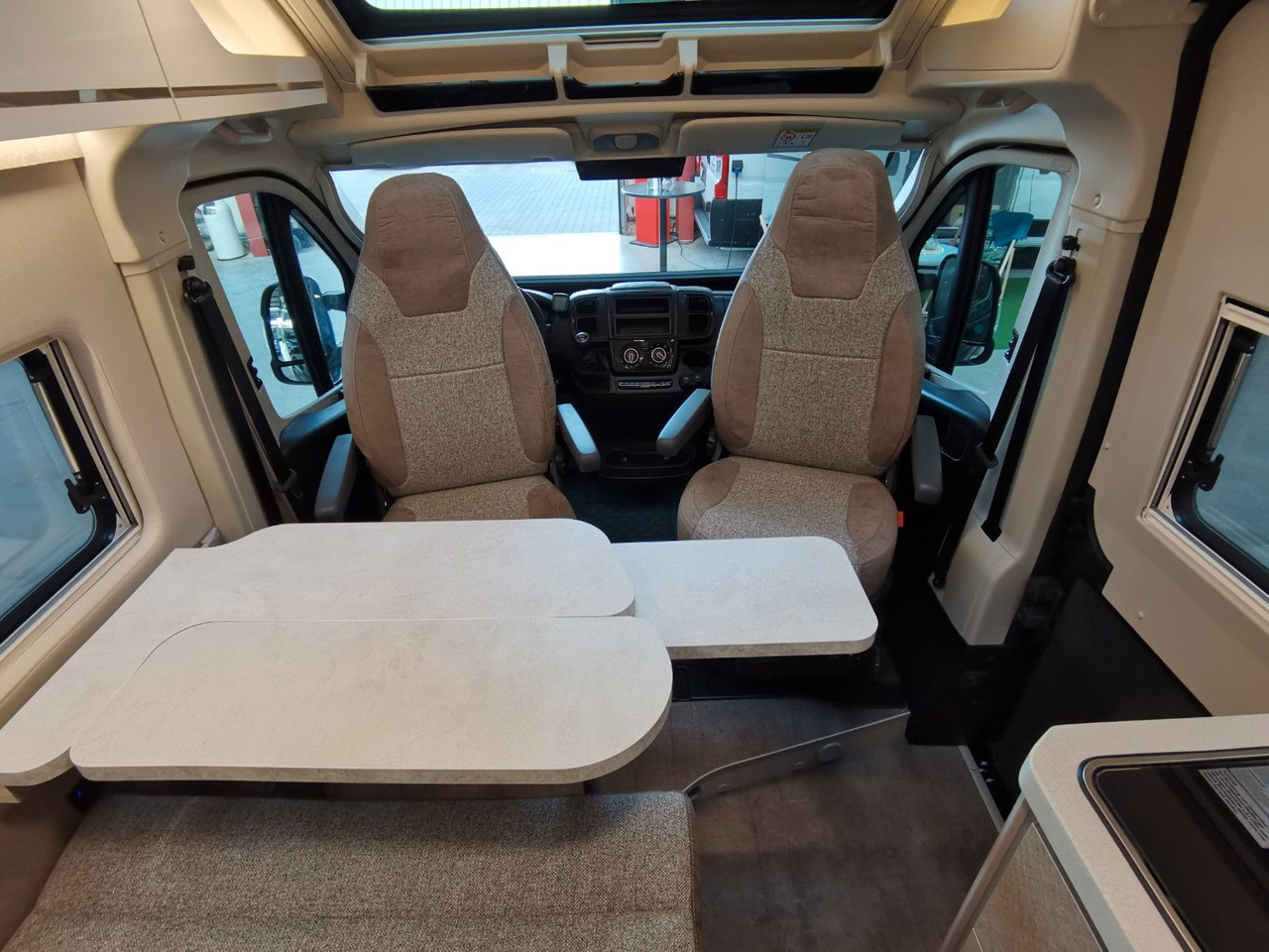 Xe van cắm trại Karmann DAVIS 590 LIFESTYLE / 140PS- AUTOMATIK / SKYROOF: hình 12