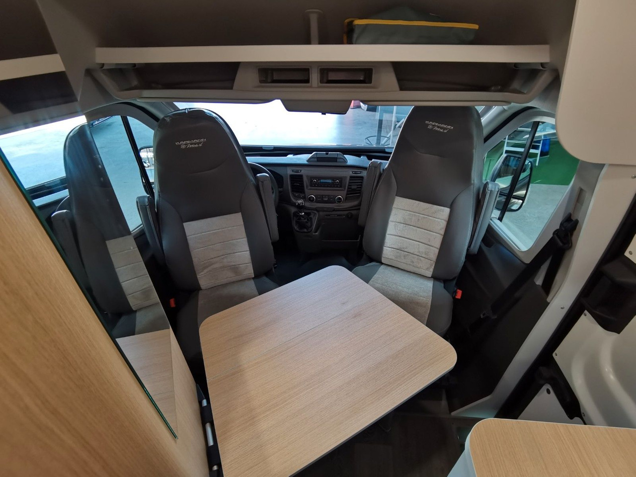 Xe van cắm trại Karmann DEXTER 570 / 170PS-4x4 /SOLAR/ AHK/ EINZELBETTEN: hình 10 Xe van cắm trại Karmann DEXTER 570 / 170PS-4x4 /SOLAR/ AHK/ EINZELBETTEN: hình 10