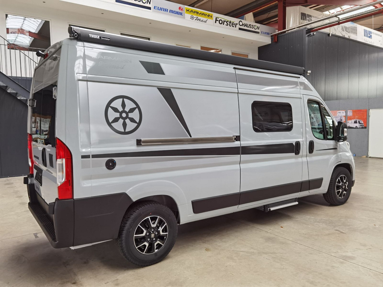 Karmann DEXTER 600 / -2026-/ EINZELBETTEN & BAR VERSION - Xe van cắm trại: hình 4 Karmann DEXTER 600 / -2026-/ EINZELBETTEN & BAR VERSION - Xe van cắm trại: hình 4