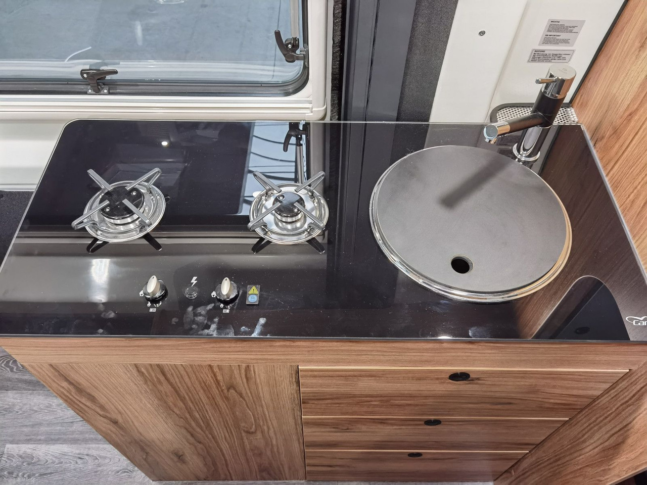 Karmann DEXTER 600 /MODELL 2026/ EINZELBETTEN  5.99M - Xe van cắm trại: hình 5 Karmann DEXTER 600 /MODELL 2026/ EINZELBETTEN  5.99M - Xe van cắm trại: hình 5