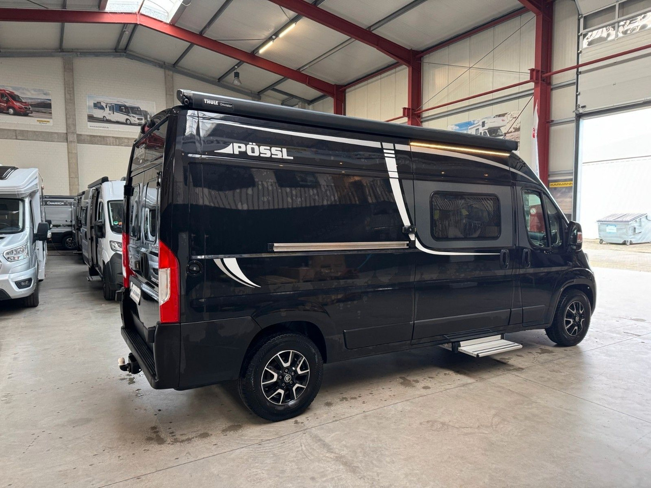Pössl 2WIN R PLUS / 165PS / 1.HAND / AHK / NAVI / ALU. - Xe van cắm trại: hình 4 Pössl 2WIN R PLUS / 165PS / 1.HAND / AHK / NAVI / ALU. - Xe van cắm trại: hình 4