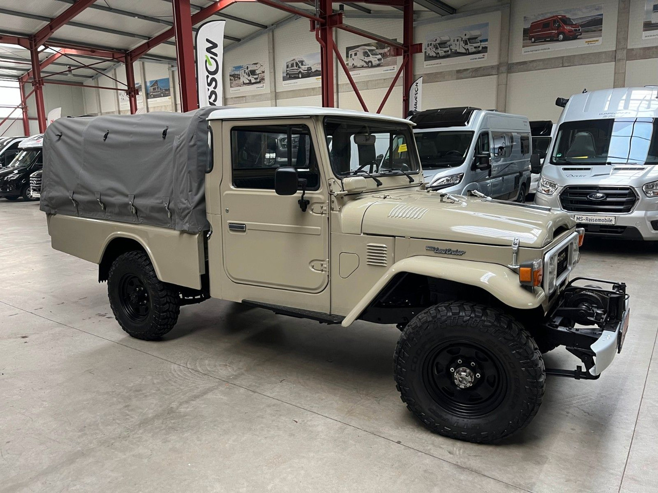 Toyota LAND CRUISER HJ 45 - 3.6l DIESEL / PICK UP - SUV: hình 5 Toyota LAND CRUISER HJ 45 - 3.6l DIESEL / PICK UP - SUV: hình 5