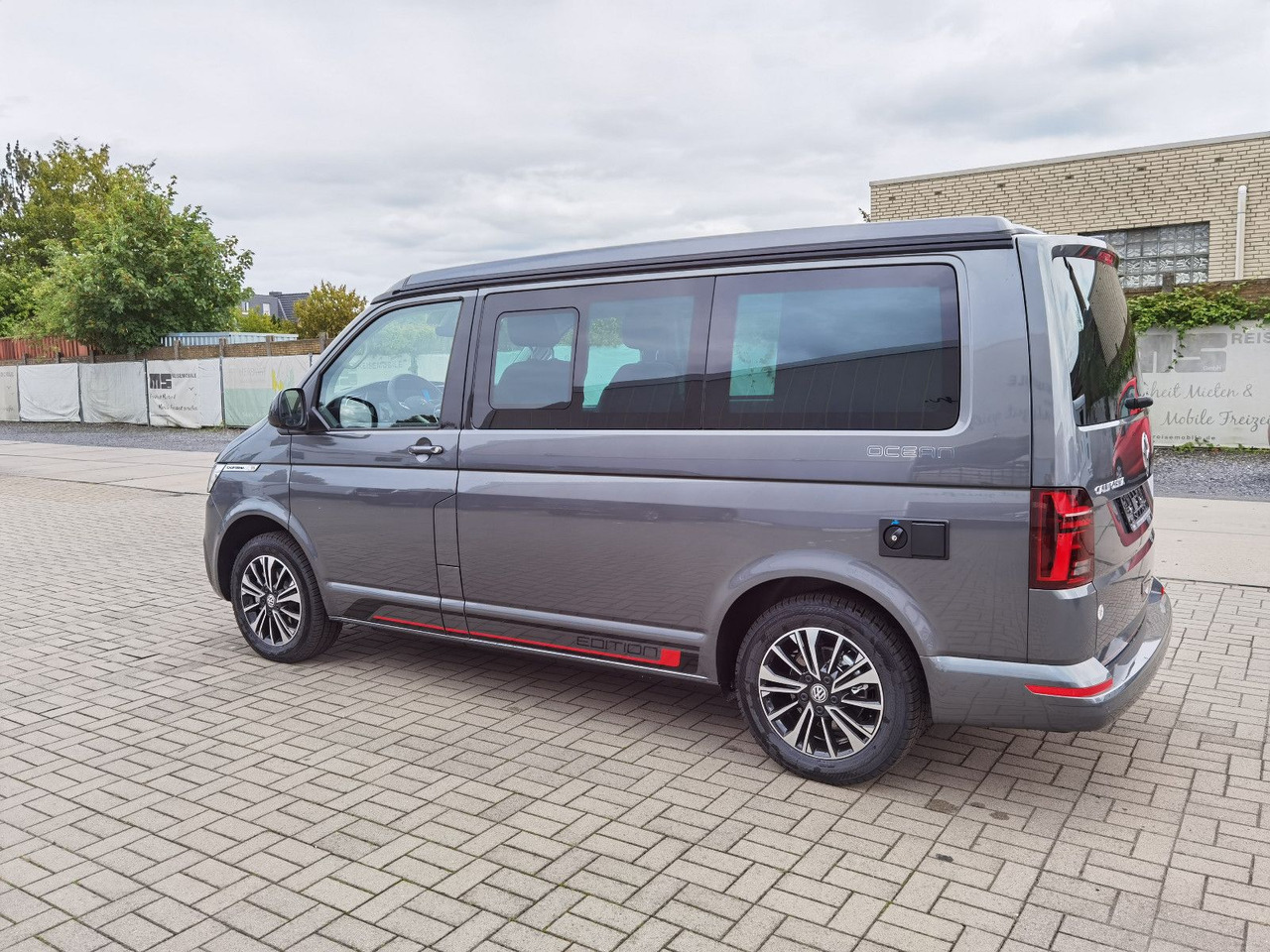 Volkswagen T6.1 CALIFORNIA OCEAN EDITION / DSG / NAVI / ACC - Xe van cắm trại: hình 5 Volkswagen T6.1 CALIFORNIA OCEAN EDITION / DSG / NAVI / ACC - Xe van cắm trại: hình 5