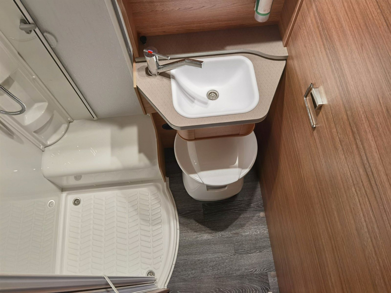 Xe cắm trại bán tích hợp Weinsberg CARASUITE 650 MEG/155-DSG/EINZELBETTEN & HUBBETT: hình 21 Xe cắm trại bán tích hợp Weinsberg CARASUITE 650 MEG/155-DSG/EINZELBETTEN & HUBBETT: hình 21