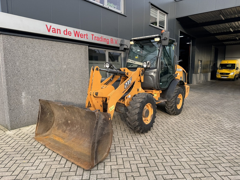 Case 21F Shovel / Radlader / Wheel Loader 2016 Bucket & Forks 3970Hours - Máy xúc lật bánh lốp: hình 5 Case 21F Shovel / Radlader / Wheel Loader 2016 Bucket & Forks 3970Hours - Máy xúc lật bánh lốp: hình 5