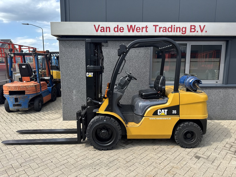 Caterpillar GP35 Triplo 430 Freelift / Sideshift / 4e Functie LPG 2008 - Xe nâng gas: hình 1 Caterpillar GP35 Triplo 430 Freelift / Sideshift / 4e Functie LPG 2008 - Xe nâng gas: hình 1