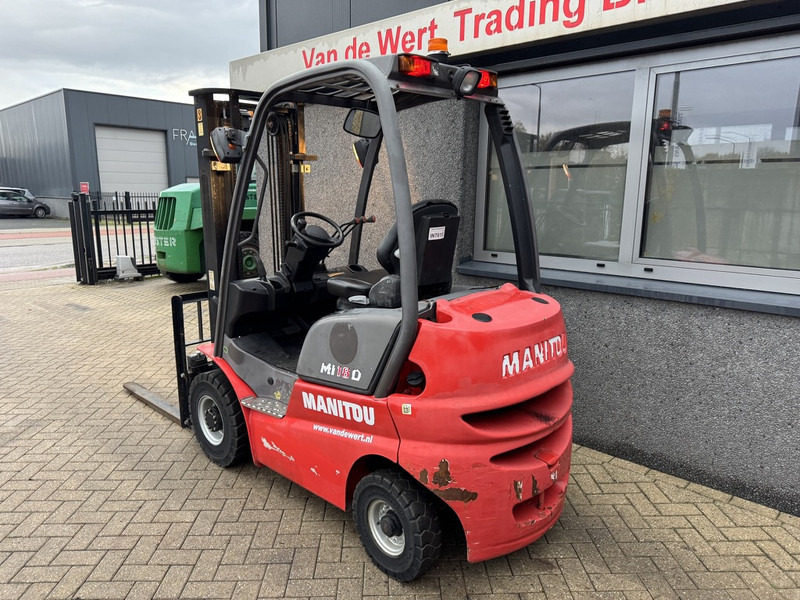 Manitou MI18D Duplo 330 Sideshift Diesel 2016 - Xe nâng diesel: hình 4 Manitou MI18D Duplo 330 Sideshift Diesel 2016 - Xe nâng diesel: hình 4
