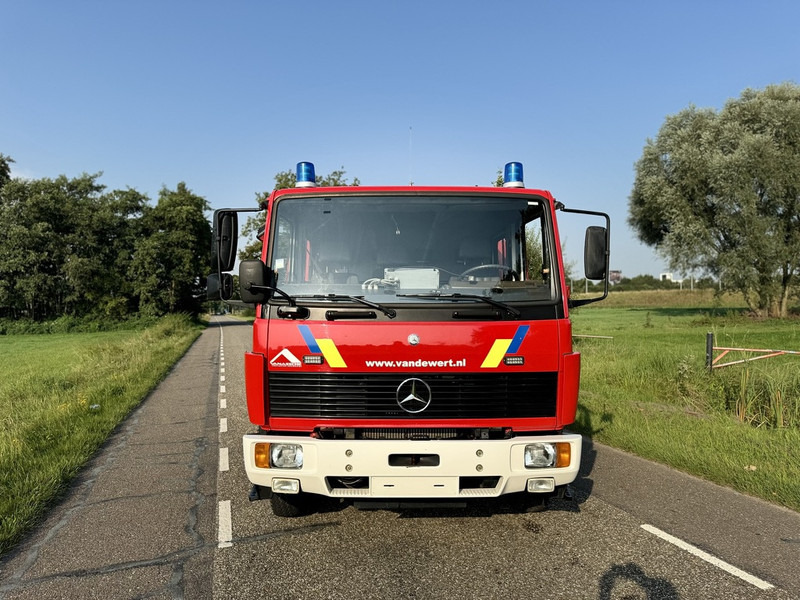 Mercedes-Benz 1124 - Xe tải cứu hỏa: hình 3 Mercedes-Benz 1124 - Xe tải cứu hỏa: hình 3