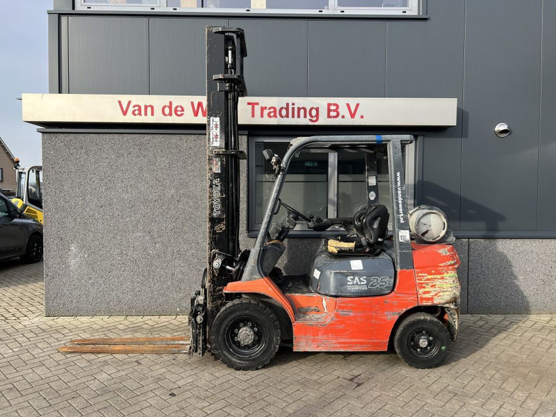 Toyota 42 7FGF 25 - Xe nâng gas: hình 1 Toyota 42 7FGF 25 - Xe nâng gas: hình 1