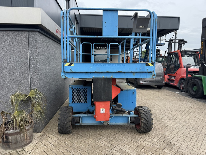 UpRight SL26SL - Máy nâng người hình kéo: hình 5 UpRight SL26SL - Máy nâng người hình kéo: hình 5