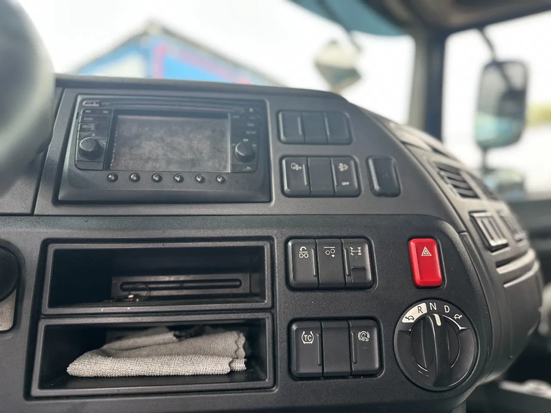 Xe tải thùng mui bạt DAF XF 440 DAF XF 440 6x2 / SUPERSPACECAB / KOMBI MIT ANHANGER SCHMITZ 2016 / DURCHLADEN / 2 STUCK: hình 15 Xe tải thùng mui bạt DAF XF 440 DAF XF 440 6x2 / SUPERSPACECAB / KOMBI MIT ANHANGER SCHMITZ 2016 / DURCHLADEN / 2 STUCK: hình 15