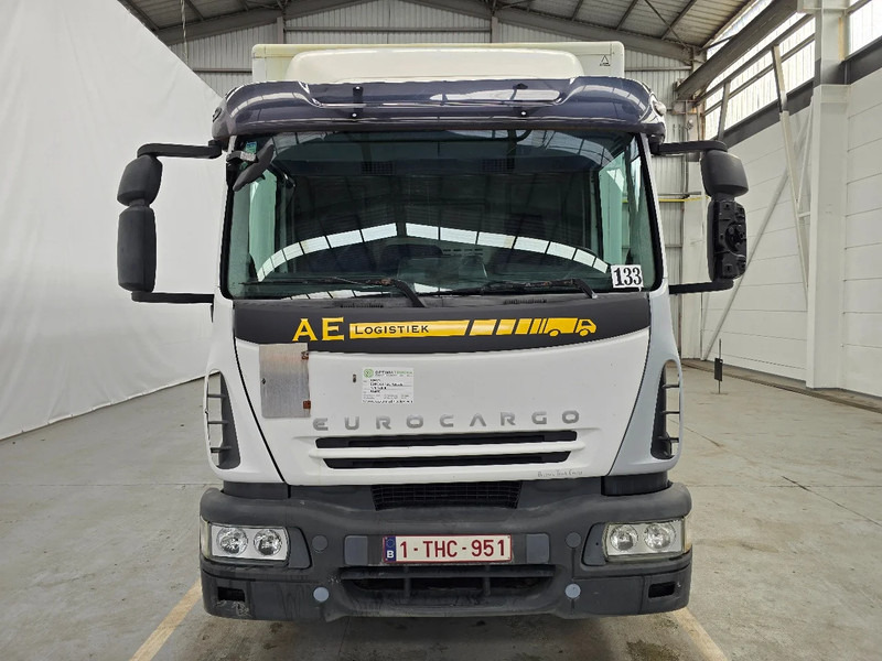 Iveco EuroCargo 120 E22 / MANUEL / EURO 5 / AIRCO - Xe tải hộp: hình 2 Iveco EuroCargo 120 E22 / MANUEL / EURO 5 / AIRCO - Xe tải hộp: hình 2