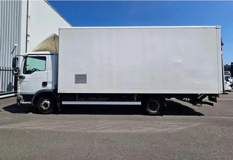 MAN TGL 8.180 met/avec/mit RINGFEDER / 203527 km - Xe tải hộp: hình 3 MAN TGL 8.180 met/avec/mit RINGFEDER / 203527 km - Xe tải hộp: hình 3