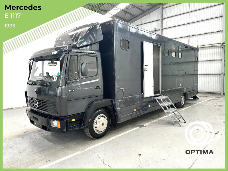 Mercedes-Benz 1117 MOBILE HOME / TRANSPORT DE CHEVAUX /HORSE TRUCK - Xe tải chở gia súc: hình 1 Mercedes-Benz 1117 MOBILE HOME / TRANSPORT DE CHEVAUX /HORSE TRUCK - Xe tải chở gia súc: hình 1