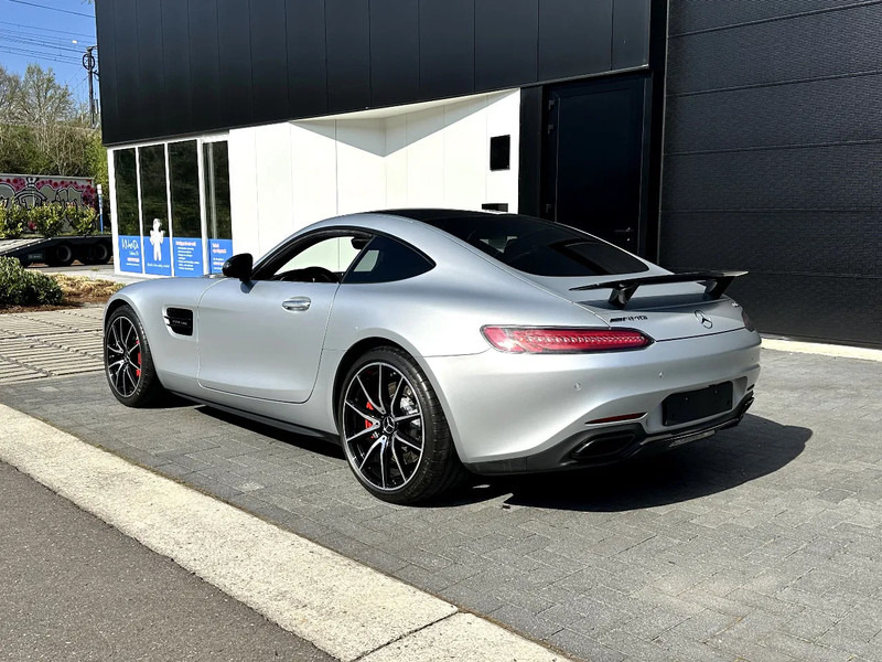 Mercedes-Benz AMG GT S / V8 4.0 L Biturbo (M178) - Xe hơi: hình 4 Mercedes-Benz AMG GT S / V8 4.0 L Biturbo (M178) - Xe hơi: hình 4