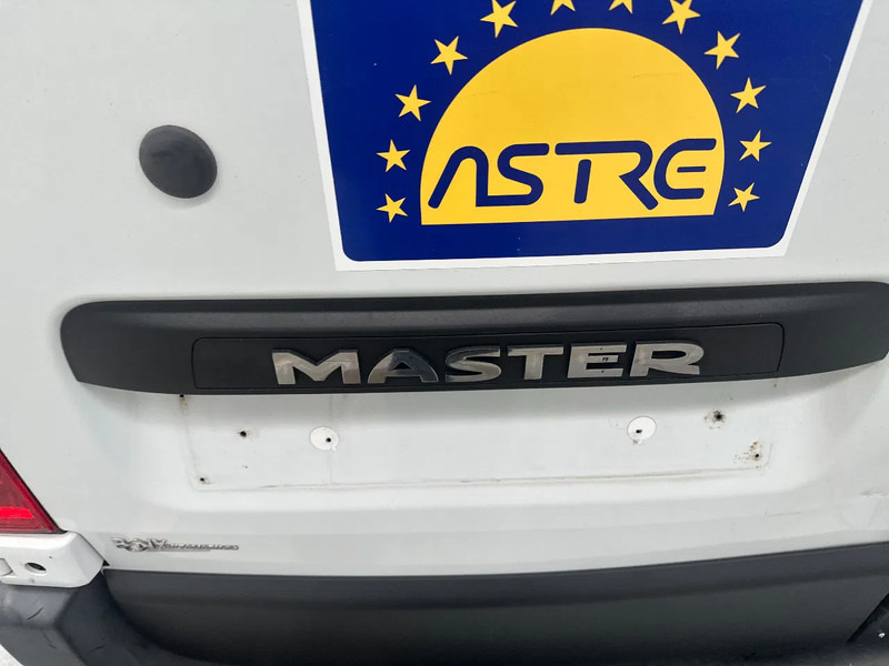 Renault Master 2.3 - Xe van chở hàng: hình 4 Renault Master 2.3 - Xe van chở hàng: hình 4