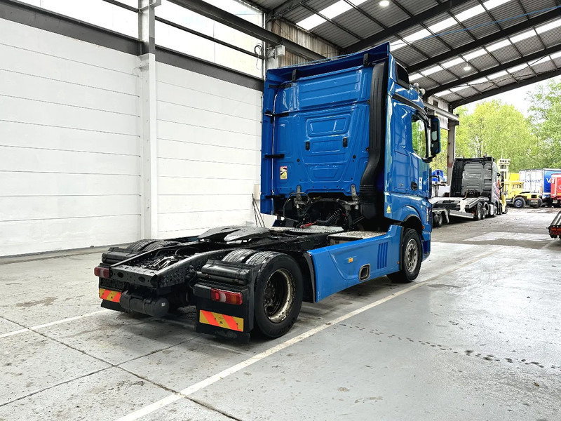 Mercedes-Benz Actros 1846 - Xe đầu kéo: hình 5 Mercedes-Benz Actros 1846 - Xe đầu kéo: hình 5