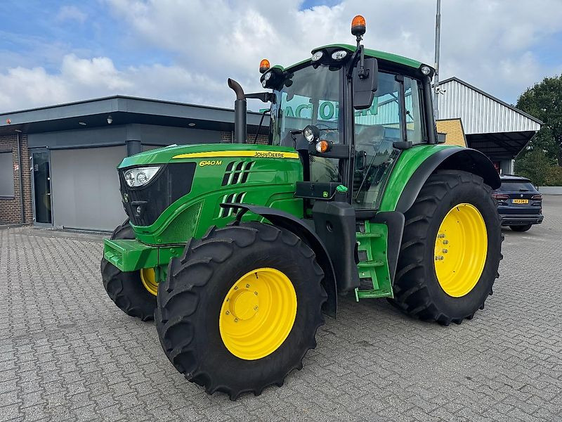 John Deere 6140M AQ+ 40KM 2022 1795 UUR TLS MCS LUCHTDRUK!!! - Máy cày: hình 1 John Deere 6140M AQ+ 40KM 2022 1795 UUR TLS MCS LUCHTDRUK!!! - Máy cày: hình 1